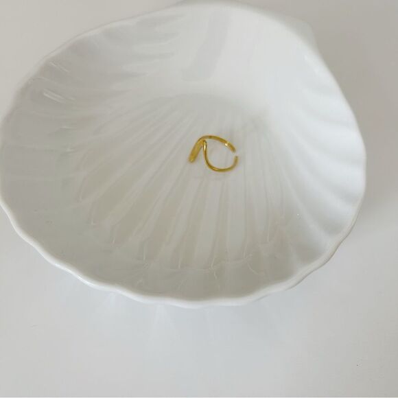 18k gold plated stainless steel minimalist cuff ring - Picture 5 of 9